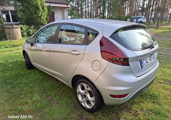 Ford Fiesta cena 21700 przebieg: 121000, rok produkcji 2012 z Łowicz małe 37